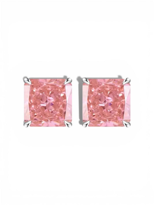 Malu square studs PRE ORDER