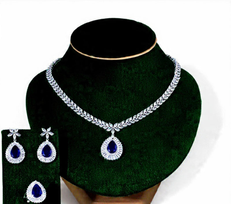 Izadora set PRE ORDER